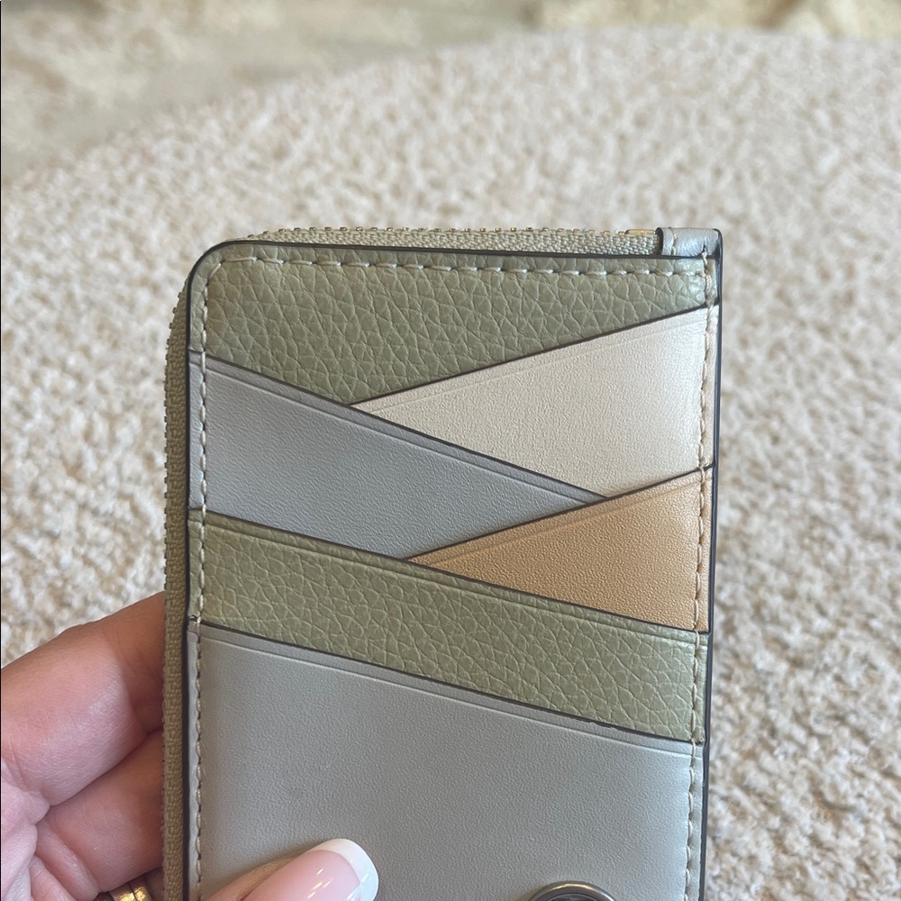 NWOT Tory Burch Tri-Tone Card Holder - Picture 6 of 6